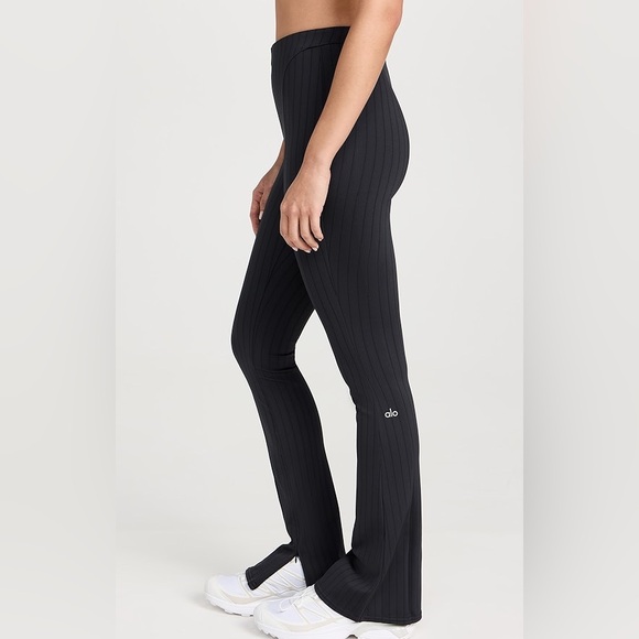 ALO Pinstripe High Waist Zip Cuff Flare Leggings - Small - NWOT - Picture 2 of 11